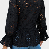 Kayden Top Bohemio de Encaje con Corte Fluido