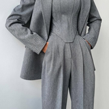 Dolce - Conjunto de Tres Piezas con Blazer de Doble Botonadura
